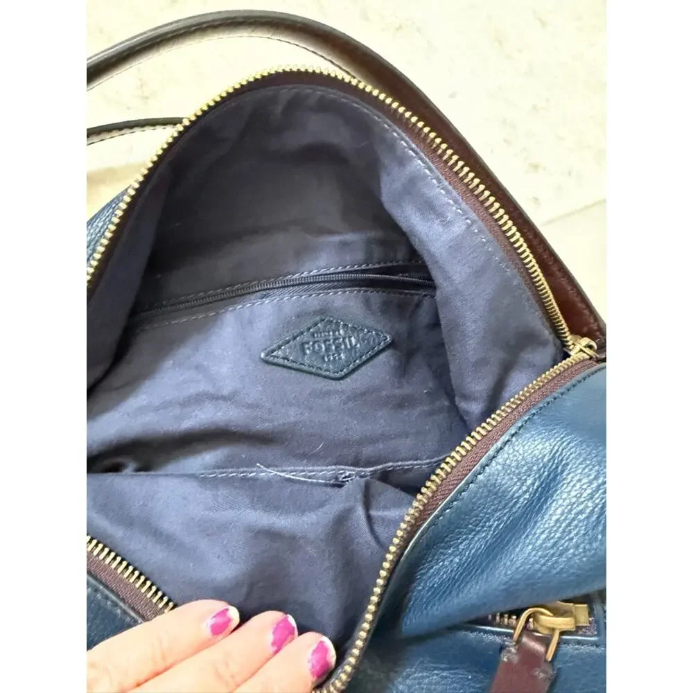 Fossil vickery leather